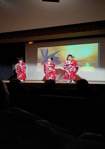 feisbocsisters2